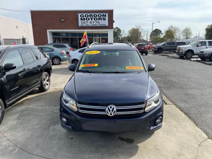 2015 Volkswagen Tiguan SE photo 1