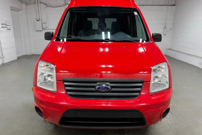 2010 Ford Transit XLT photo 1