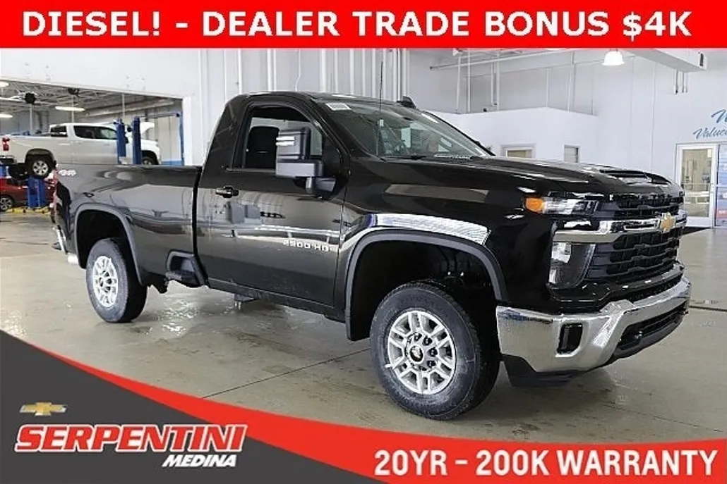 2025 Chevrolet Silverado 2500HD LT photo 1