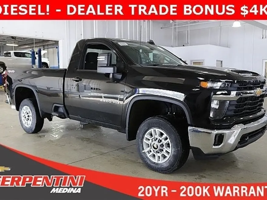 2025 Chevrolet Silverado 2500HD LT photo 1