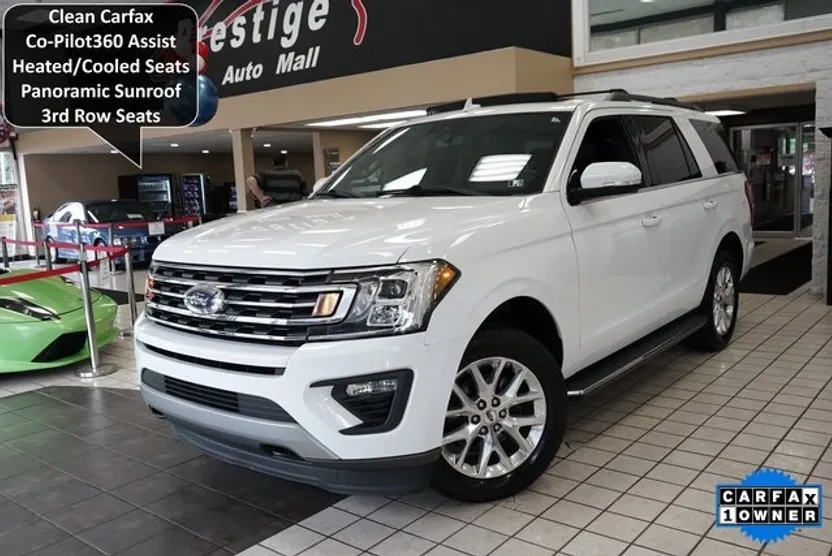 2021 Ford Expedition XLT photo 1