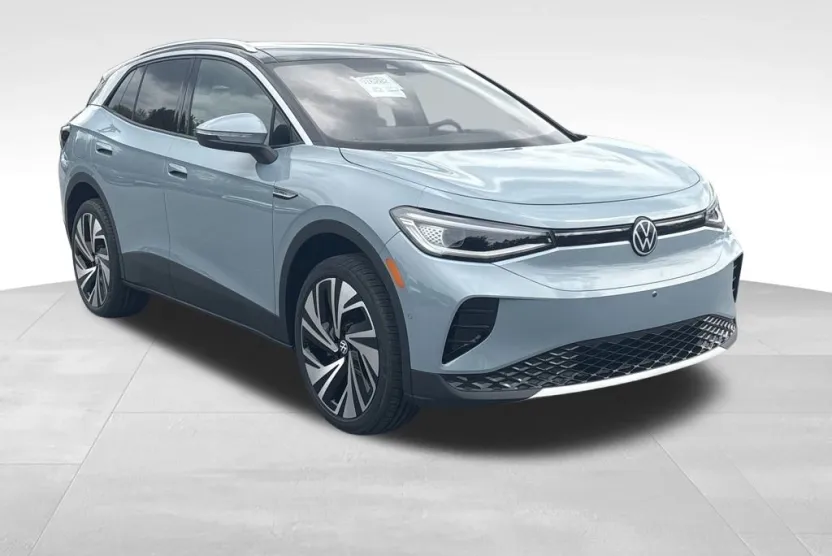 2025 Volkswagen ID.4 Pro Plus photo 1