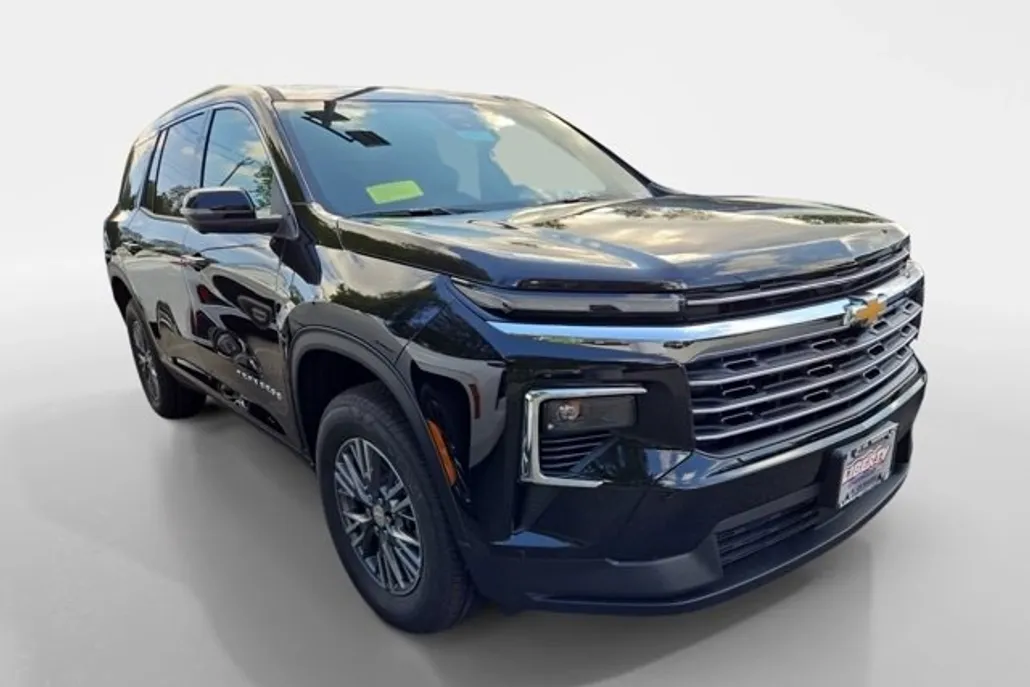 2026 Chevrolet Traverse photo 1