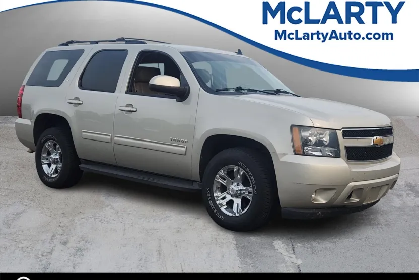 2014 Chevrolet Tahoe LT photo 1