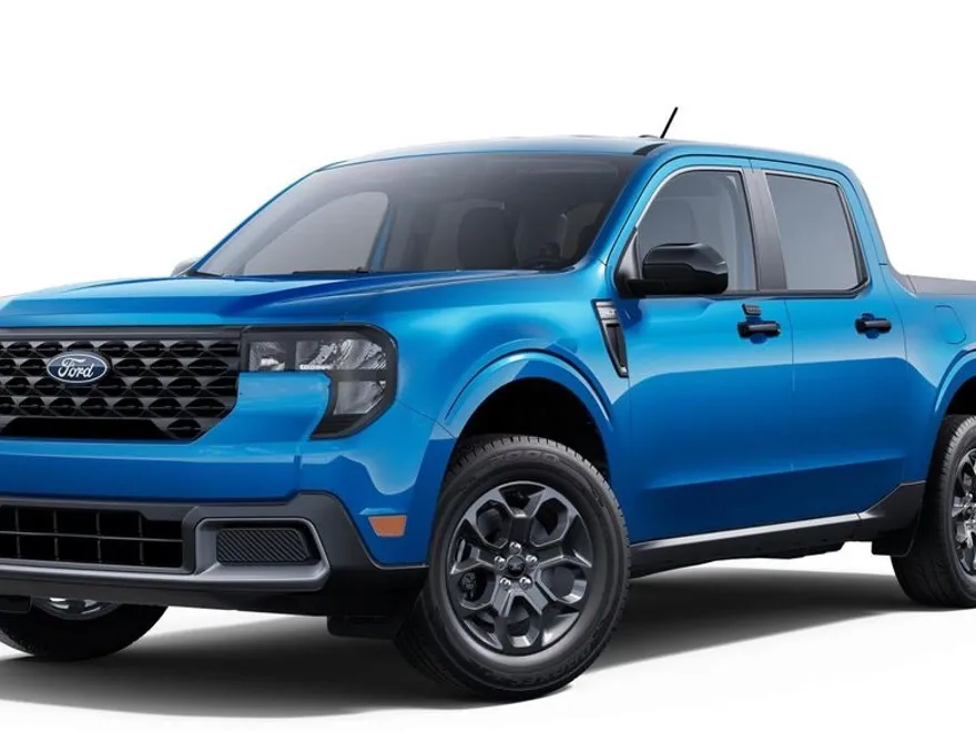 2025 Ford Maverick XLT photo 1