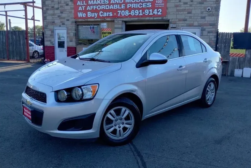 2014 Chevrolet Sonic LT photo 1