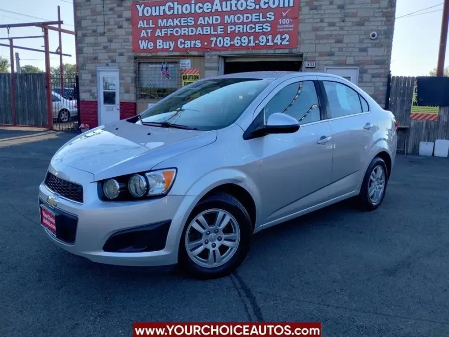 2014 Chevrolet Sonic LT photo 1
