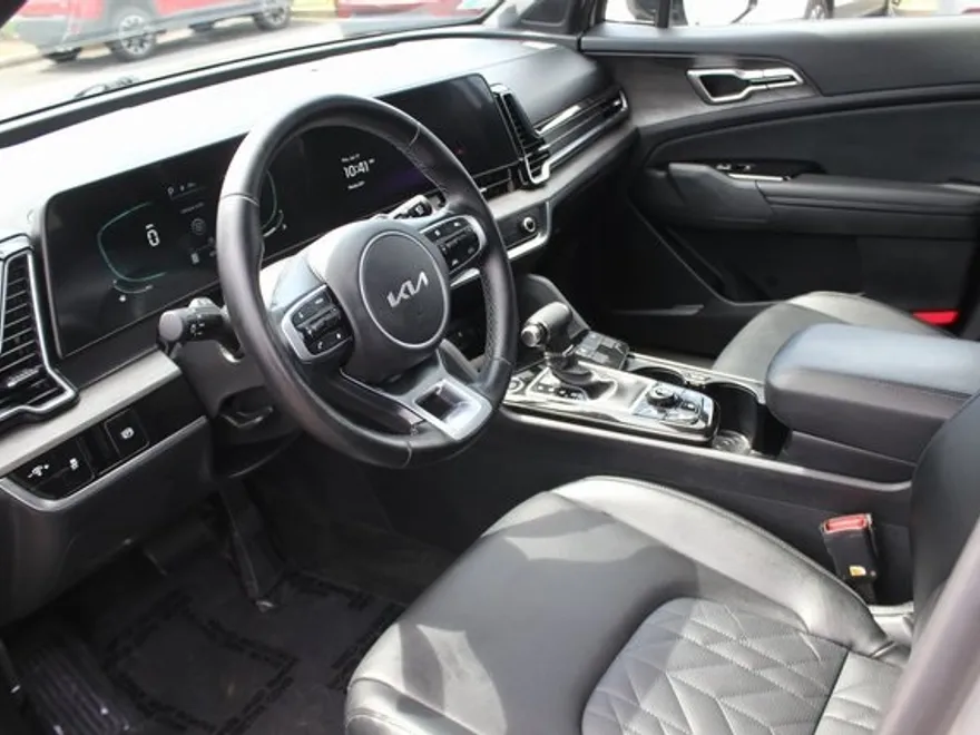 2023 Kia Sportage X-Line photo 1