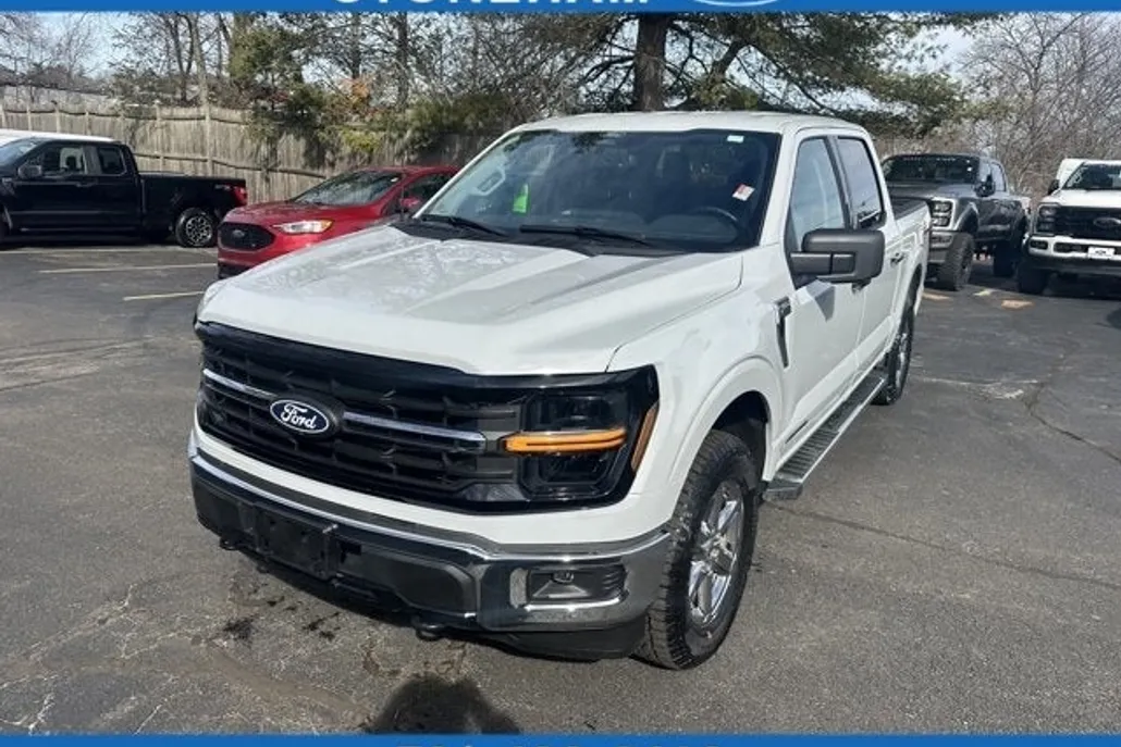 2024 Ford F-150 XLT photo 1