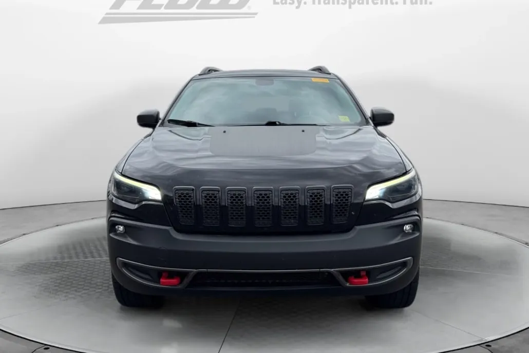 2019 Jeep Cherokee Trailhawk photo 1