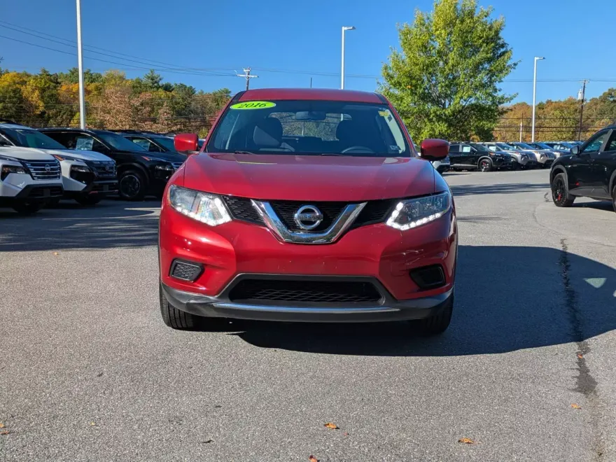 2016 Nissan Rogue S photo 1