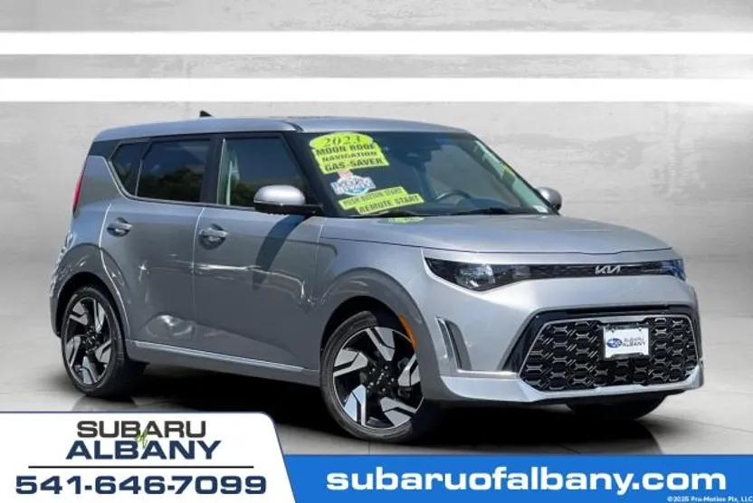 2023 Kia Soul GT-Line photo 1