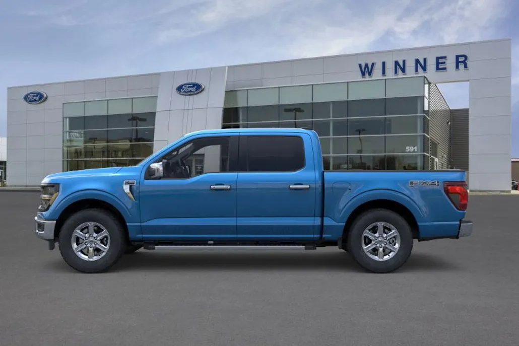 2025 Ford F-150 XLT photo 1