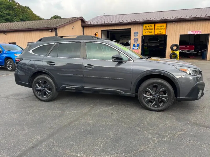 2022 Subaru Outback Onyx Edition XT photo 1