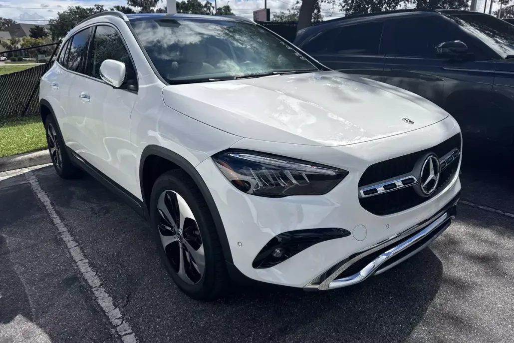 2025 Mercedes Benz GLA 250 photo 1