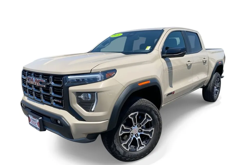 2024 Gmc Canyon AT4 photo 1