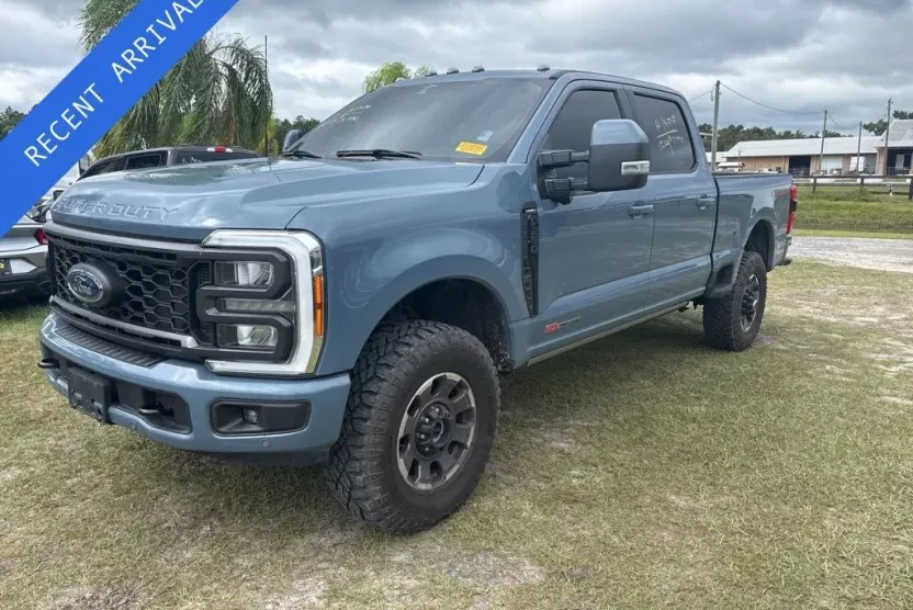 2023 Ford F-250 photo 1
