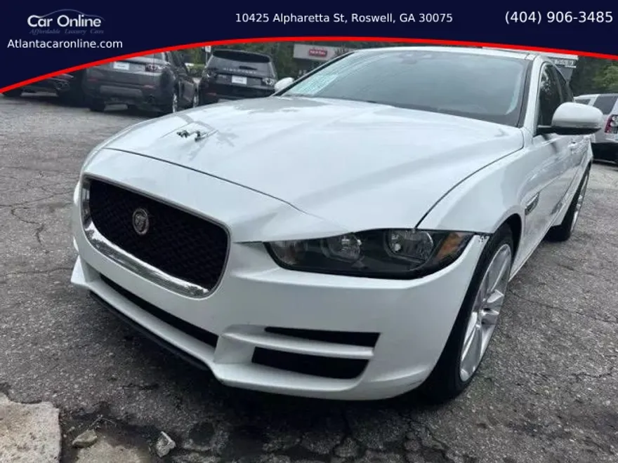 2018 Jaguar XE photo 1