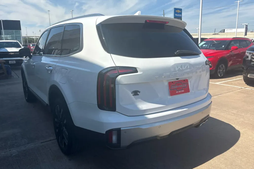 2023 Kia Telluride SX photo 1