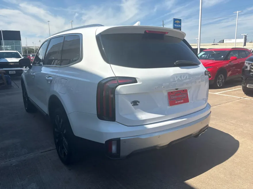 2023 Kia Telluride SX photo 1