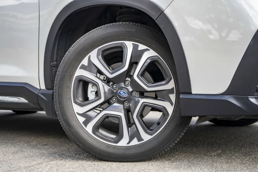 2023 Subaru Ascent Touring photo 1