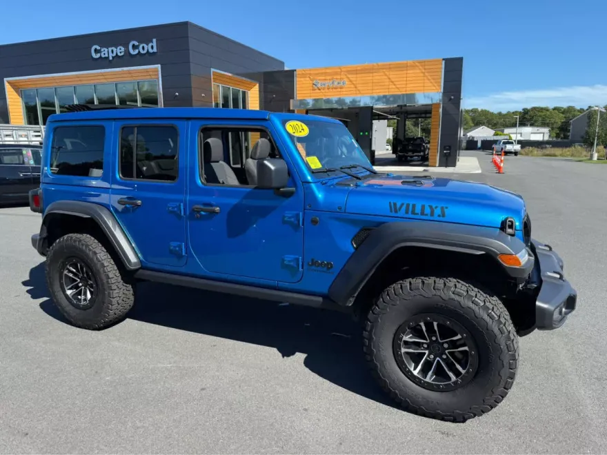 2024 Jeep Wrangler Willys photo 1