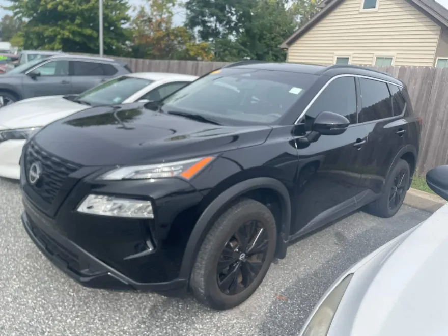 2023 Nissan Rogue SV photo 1