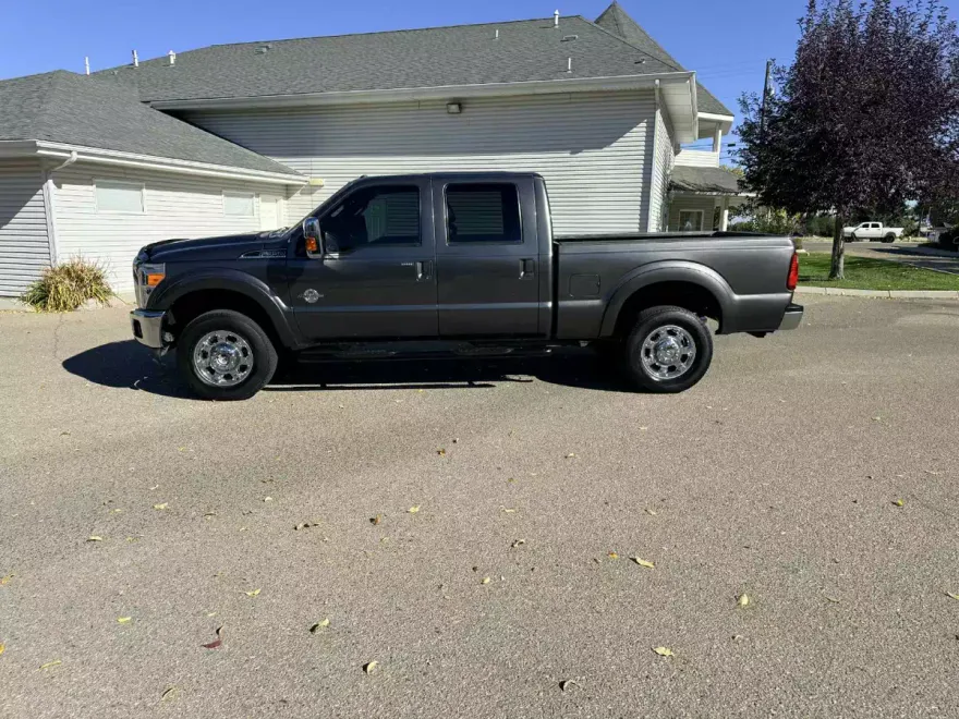 2016 Ford F-350 photo 1