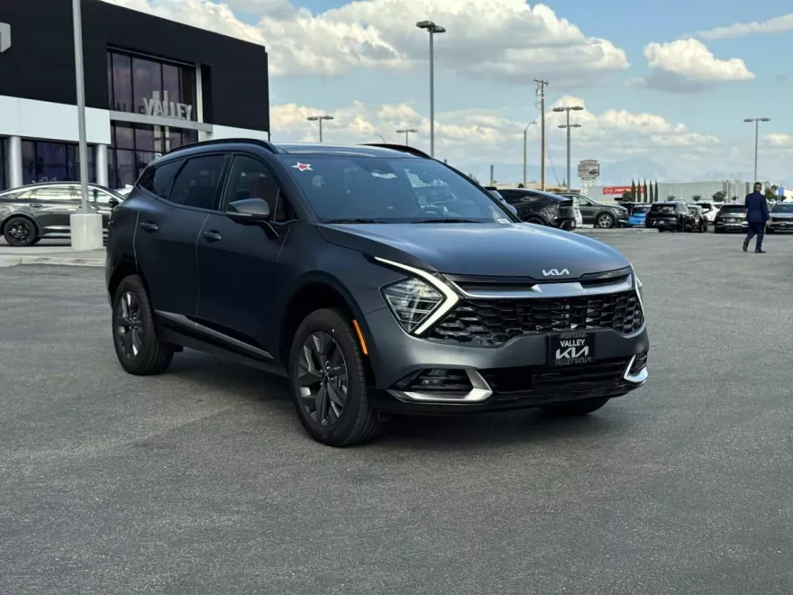 2025 Kia Sportage Hybrid photo 1