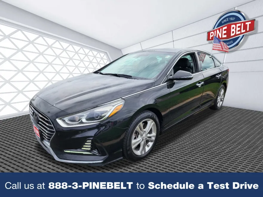 2018 Hyundai Sonata Limited photo 1
