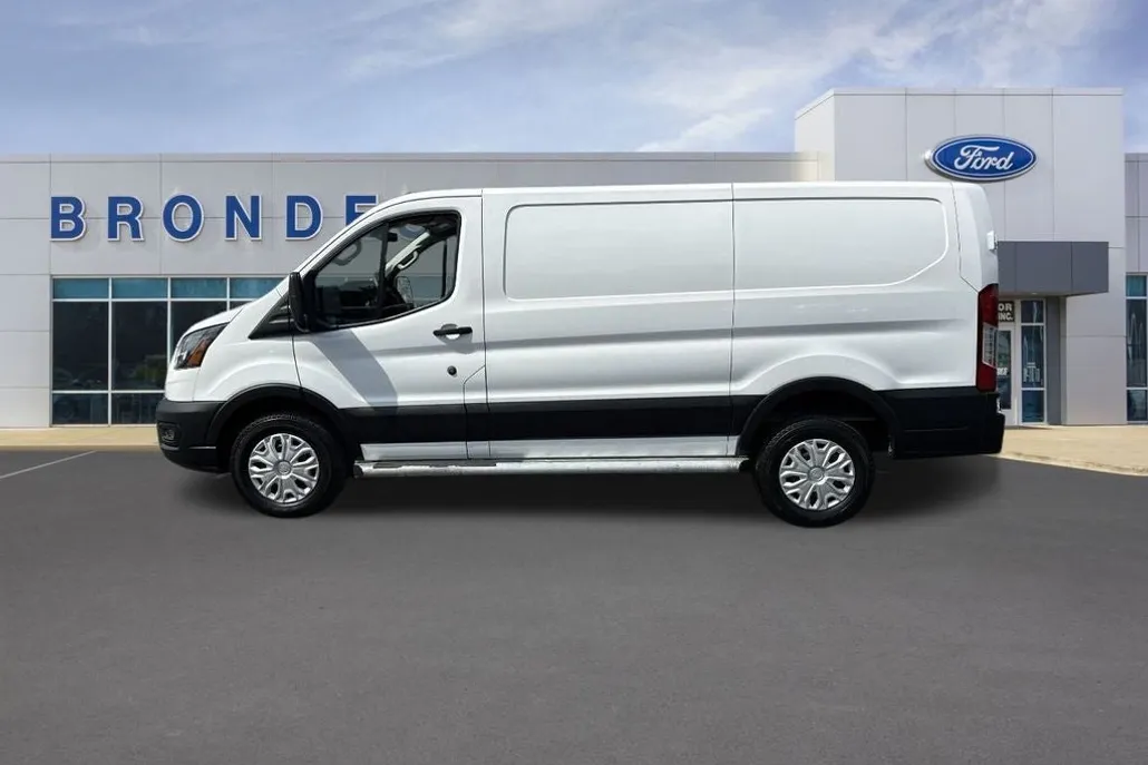 2023 Ford Transit photo 1