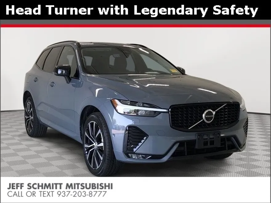 2023 Volvo XC60 B5 Plus photo 1