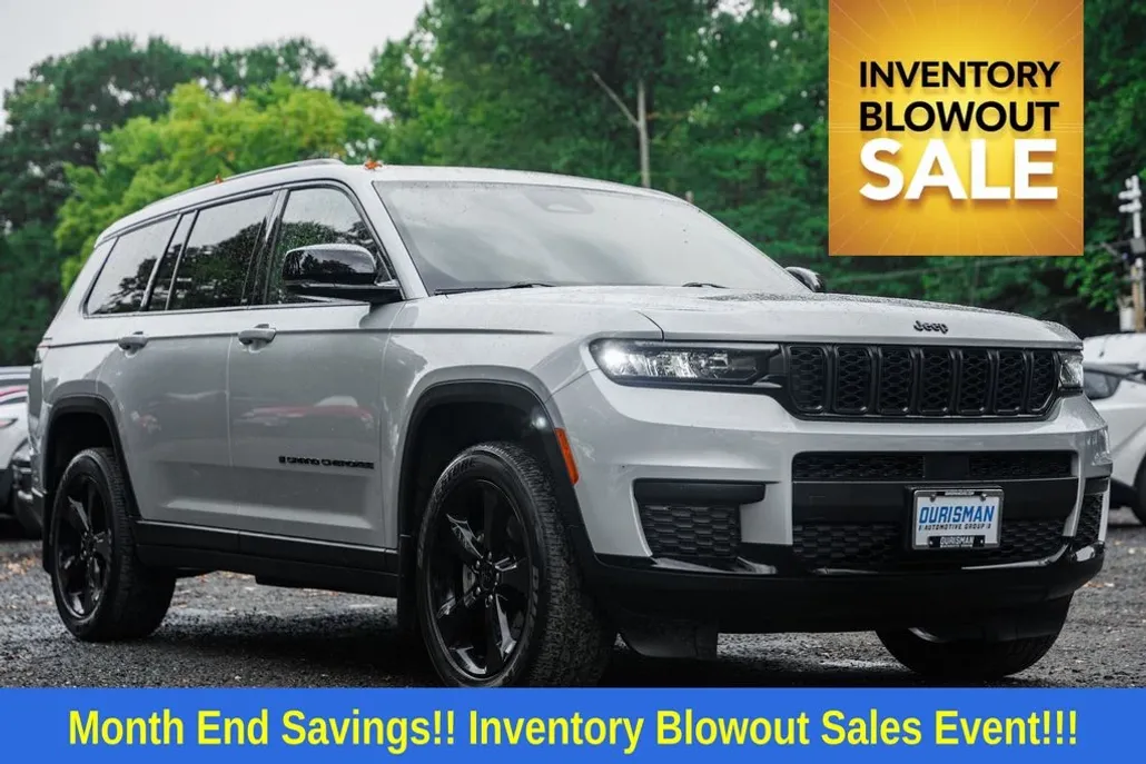 2022 Jeep Grand Cherokee Altitude photo 1