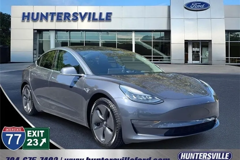 2019 Tesla Model 3 photo 1
