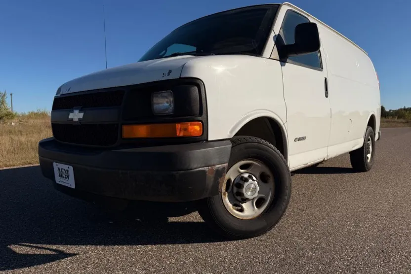 2005 Chevrolet Express 3500 photo 1