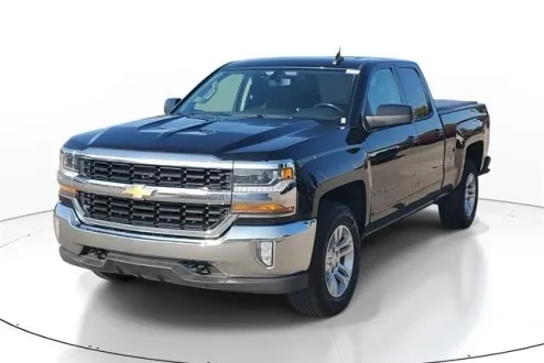 2018 Chevrolet Silverado 1500 LT1 photo 2