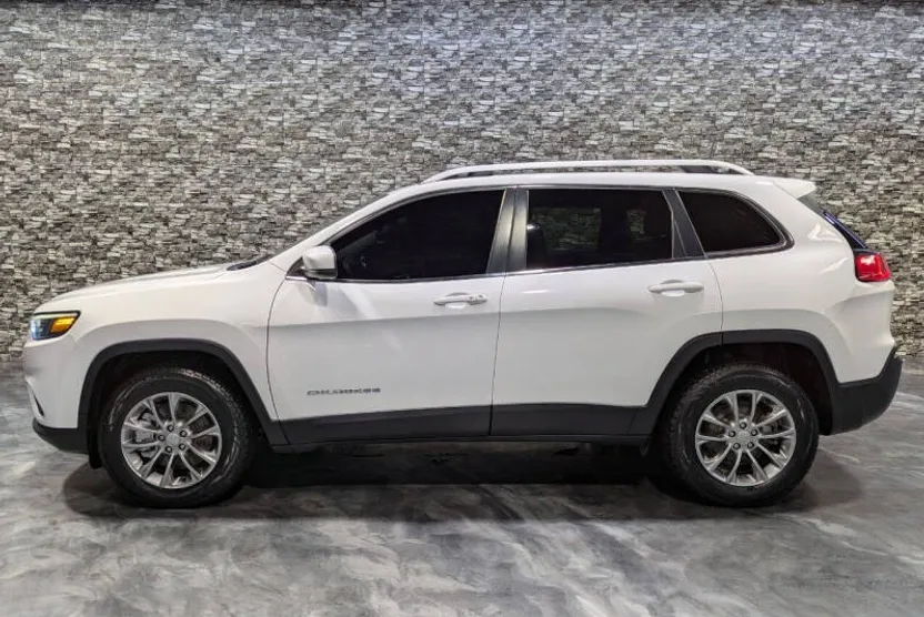 2020 Jeep Cherokee Latitude photo 1