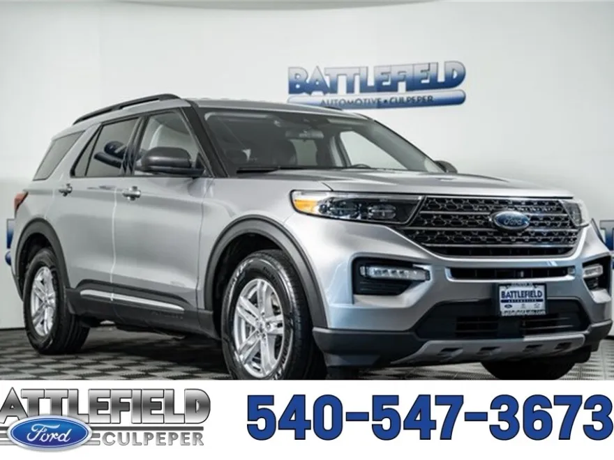 2022 Ford Explorer XLT photo 1