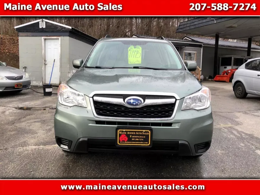 2016 Subaru Forester 2.5i Premium photo 1