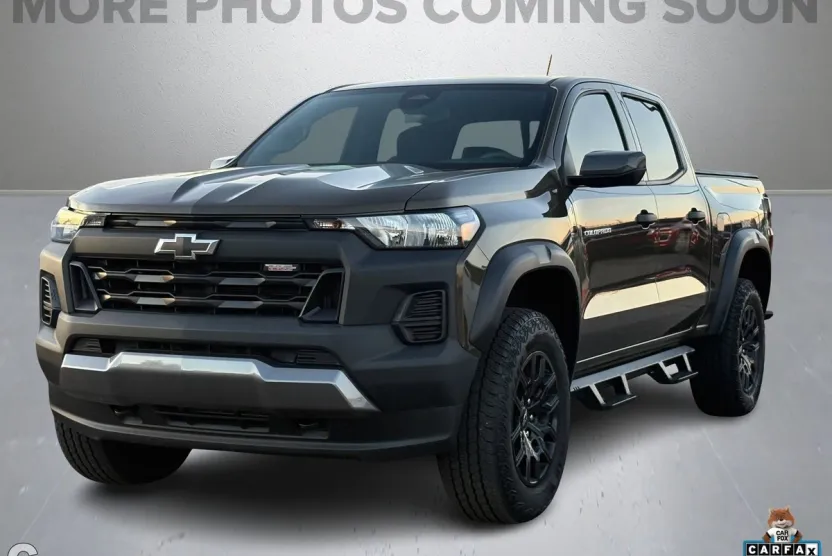 2025 Chevrolet Colorado Trail Boss photo 1