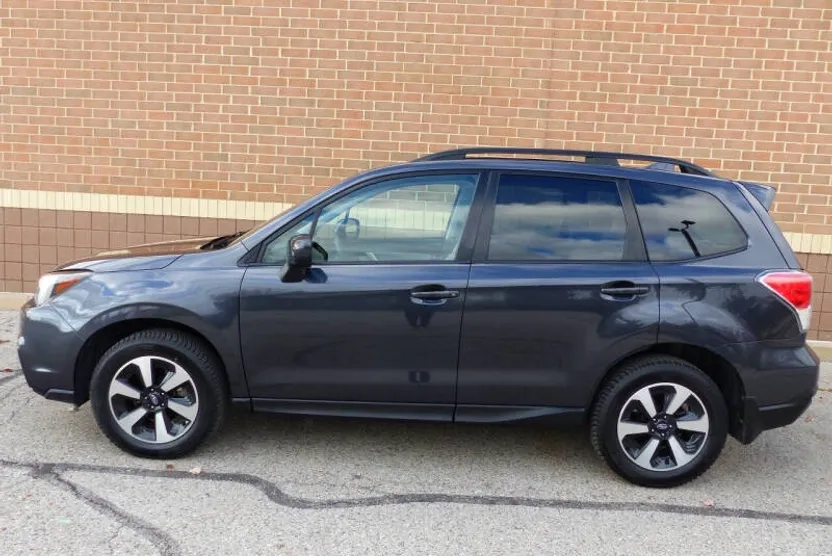 2018 Subaru Forester 2.5i Premium photo 1