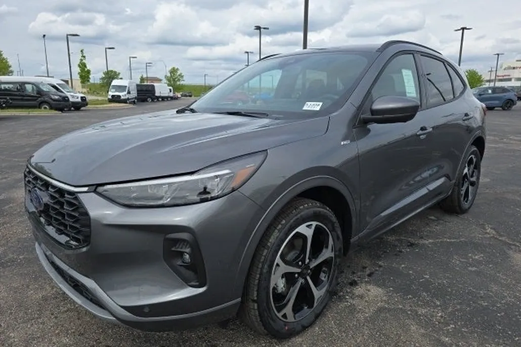 2025 Ford Escape Hybrid ST-Line Elite photo 1