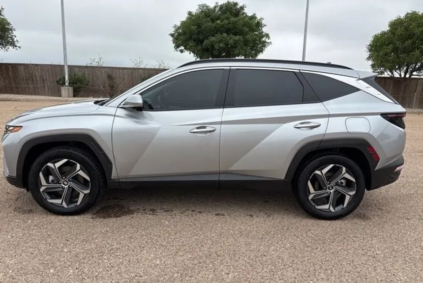 2024 Hyundai Tucson Hybrid Limited photo 1