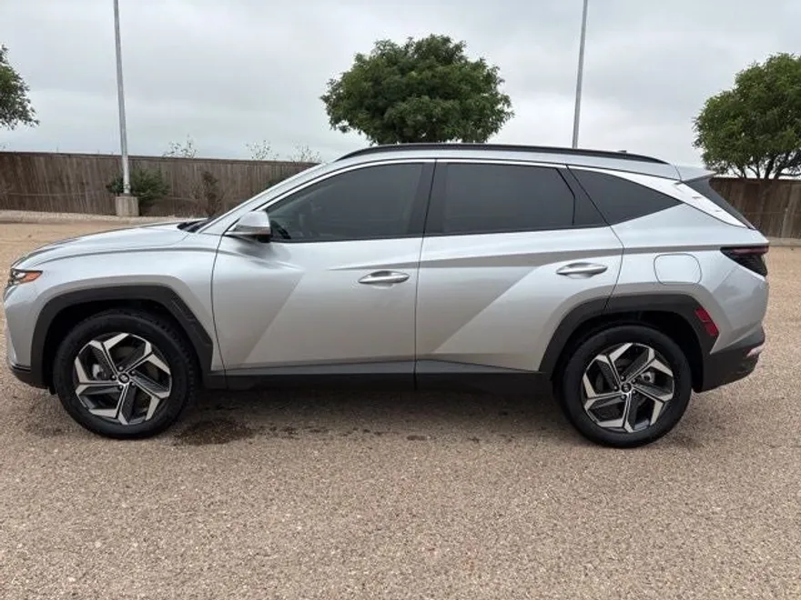 2024 Hyundai Tucson Hybrid Limited photo 1