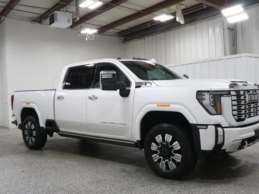 2024 Gmc Sierra 2500 HD Denali photo 1