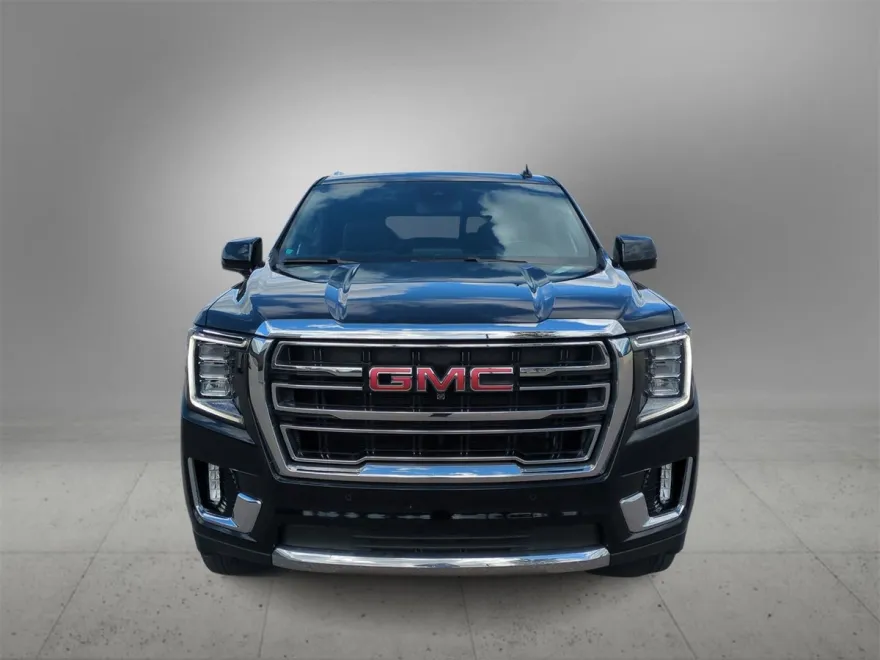 2023 Gmc Yukon SLT photo 1