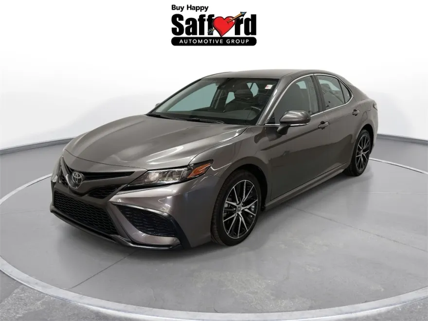 2023 Toyota Camry SE photo 1