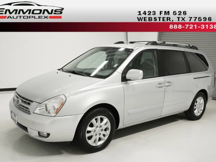 2008 Kia Sedona EX photo 1