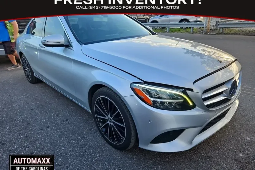 2019 Mercedes Benz C 300 photo 1