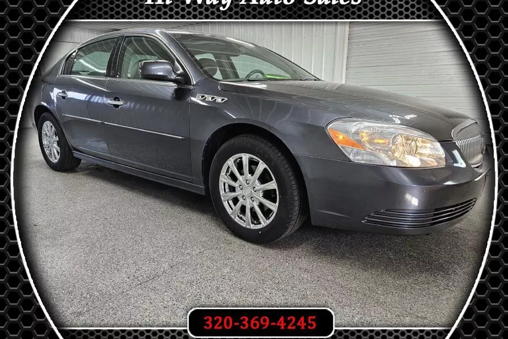 2011 Buick Lucerne CXL photo 1